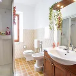 Apartment Sissi House Casciana di Camporgiano